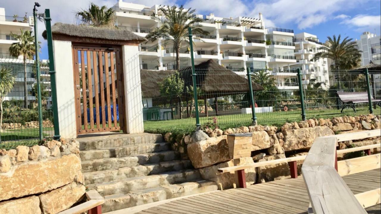 Mi Capricho A16 Beachfront Apartment Sitio de Calahonda Exterior foto