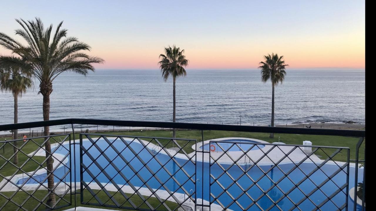 Mi Capricho A16 Beachfront Apartment Sitio de Calahonda Exterior foto